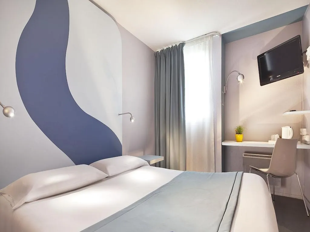 Hotel Henni Lyon Est Vaulx-En-Velin França